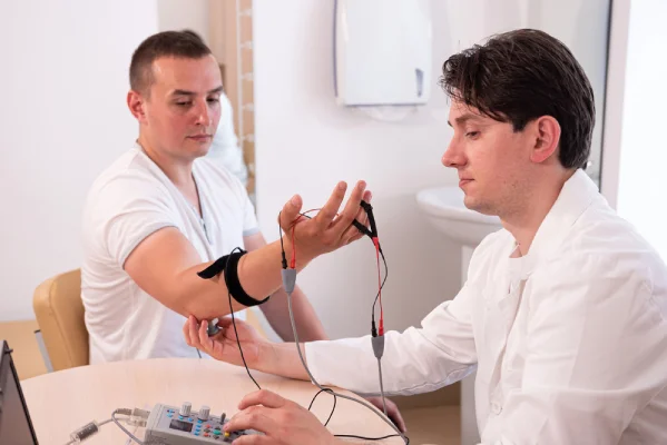 תמונה תיאורית לעמוד EMG